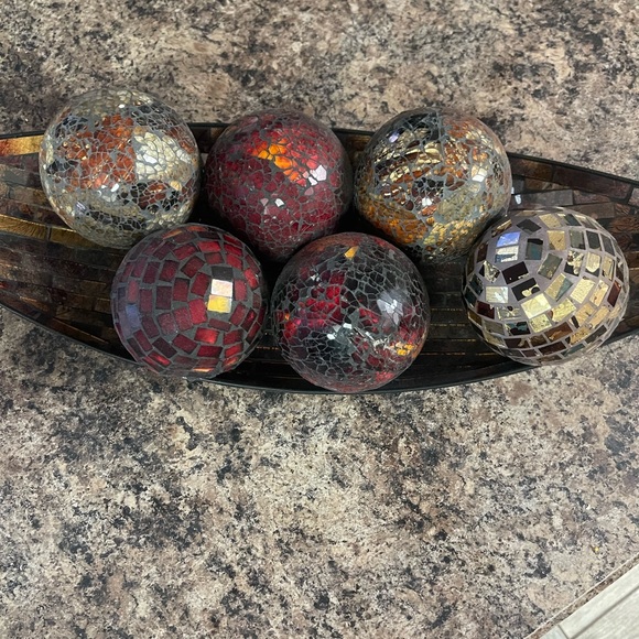 Home Decor - Picture 4 of 4